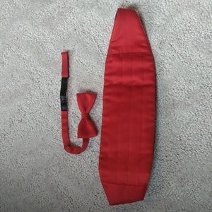 Cumberbelt and matching bow tie